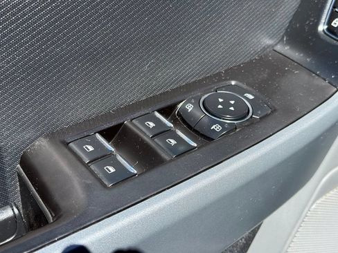 Used 2023 Ford F150 XLT AWD/4WD image 32