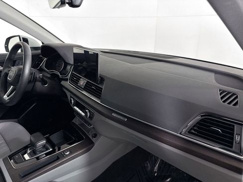 Used 2023 Audi Q5 2.0T Premium w/ Convenience Package image 27