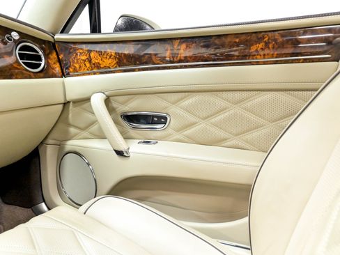 Used 2015 Bentley Flying Spur W12 AWD/4WD image 21