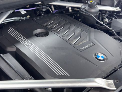 Used 2023 BMW X5 xDrive40i w/ M Sport Package image 59