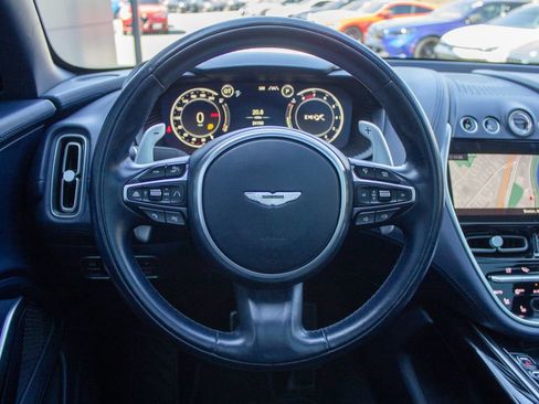 Used 2022 Aston Martin DBX AWD/4WD image 14
