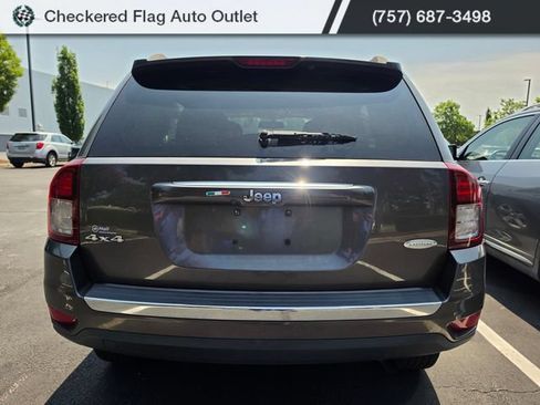 Used 2016 Jeep Compass Latitude AWD/4WD image 5