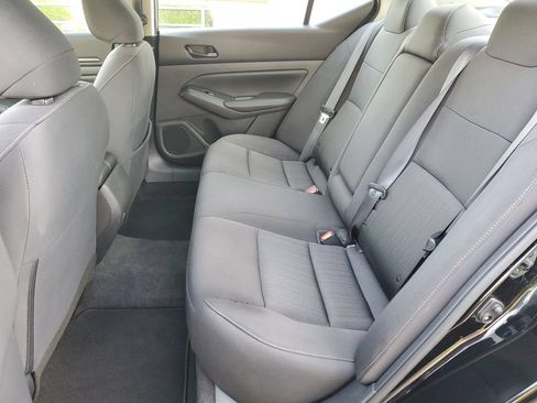 Certified 2025 Nissan Altima 2.5 SV FWD image 12