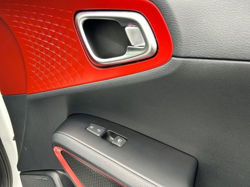 Used 2023 Kia Soul GT-Line w/ GT-Line Technology Package FWD image 37