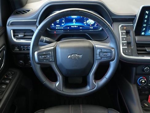 Used 2023 Chevrolet Suburban RST w/ Luxury Package RWD image 11