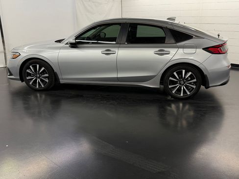 Certified 2024 Honda Civic EX-L image 2