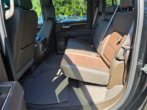 New 2025 GMC Sierra 2500 Denali w/ Technology Package image 16