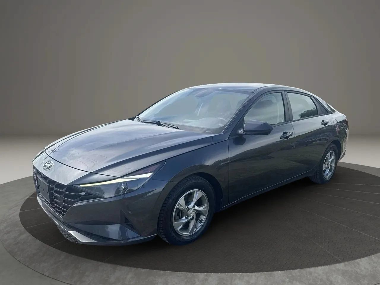 Used 2023 Hyundai Elantra SE FWD image 1