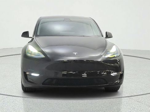 Used 2022 Tesla Model Y Performance AWD/4WD image 2