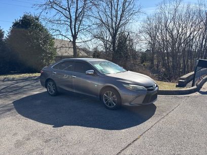 Used 2016 Toyota Camry SE