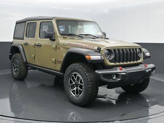 Certified 2025 Jeep Wrangler Unlimited Rubicon w/ Technology Group video 1