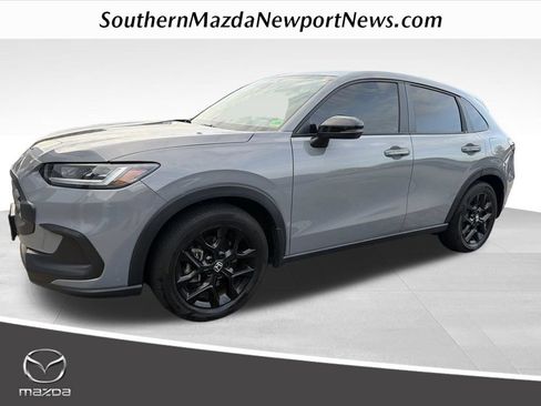 Used 2024 Honda HR-V Sport image 1