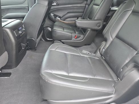 Used 2020 Chevrolet Tahoe LT image 15