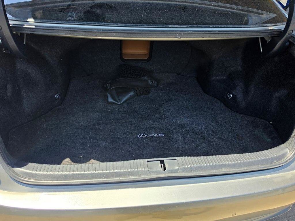 Used 2016 Lexus ES 350 w/ Navigation System Package FWD image 2