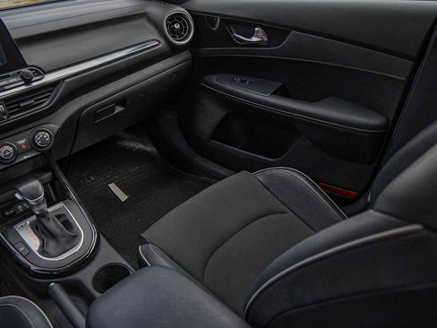 Used 2020 Kia Forte GT-Line image 26