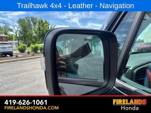 Used 2023 Jeep Renegade Trailhawk w/ Sun/Sound Group AWD/4WD image 11