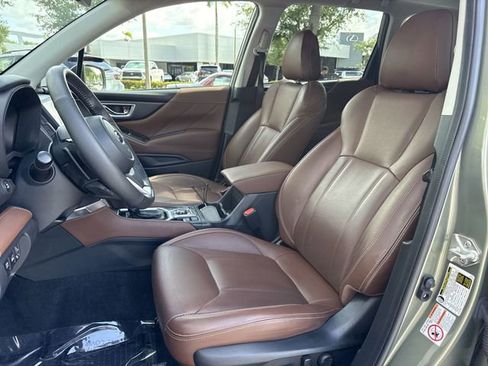 Used 2019 Subaru Forester Touring AWD/4WD image 11