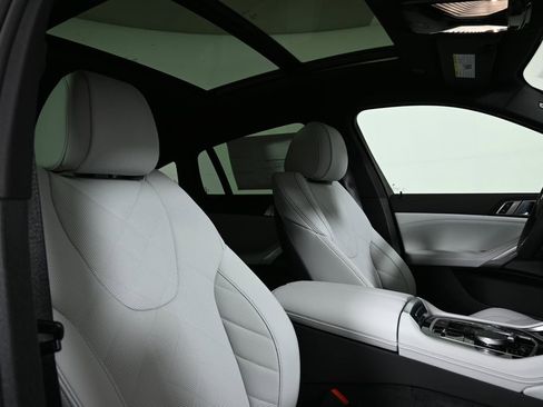 New 2026 BMW X6 xDrive40i w/ Premium Package image 34