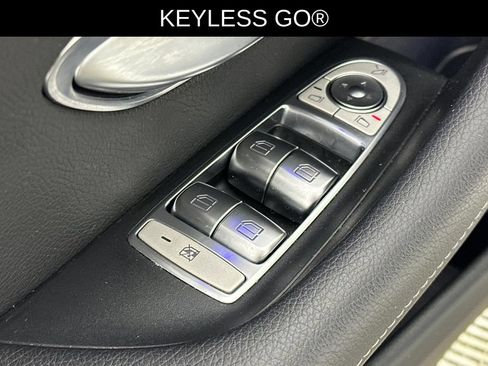 Used 2019 Mercedes-Benz E 300 image 13