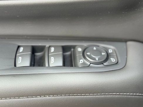 Certified 2026 Chevrolet Suburban Z71 w/ Comfort Package AWD/4WD image 23
