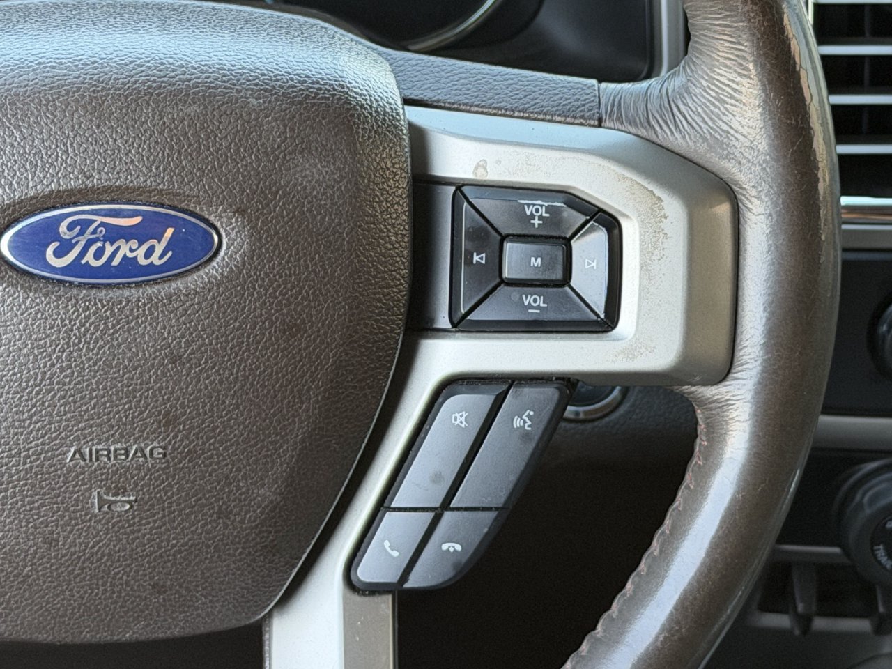 Used 2016 Ford F150 King Ranch w/ Equipment Group 601A Luxury AWD/4WD image 13