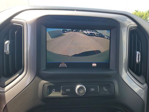 Used 2021 Chevrolet Silverado 1500 Custom image 10