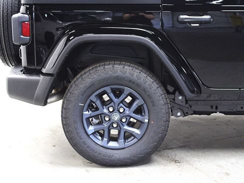 New 2026 Jeep Wrangler Unlimited Sport AWD/4WD image 34
