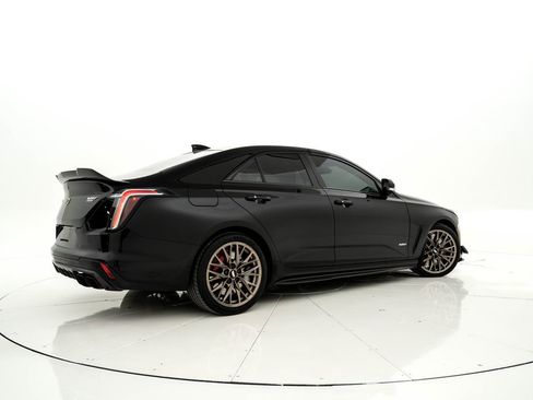 Used 2022 Cadillac CT4 V Blackwing w/ Carbon Fiber 1 Package image 12