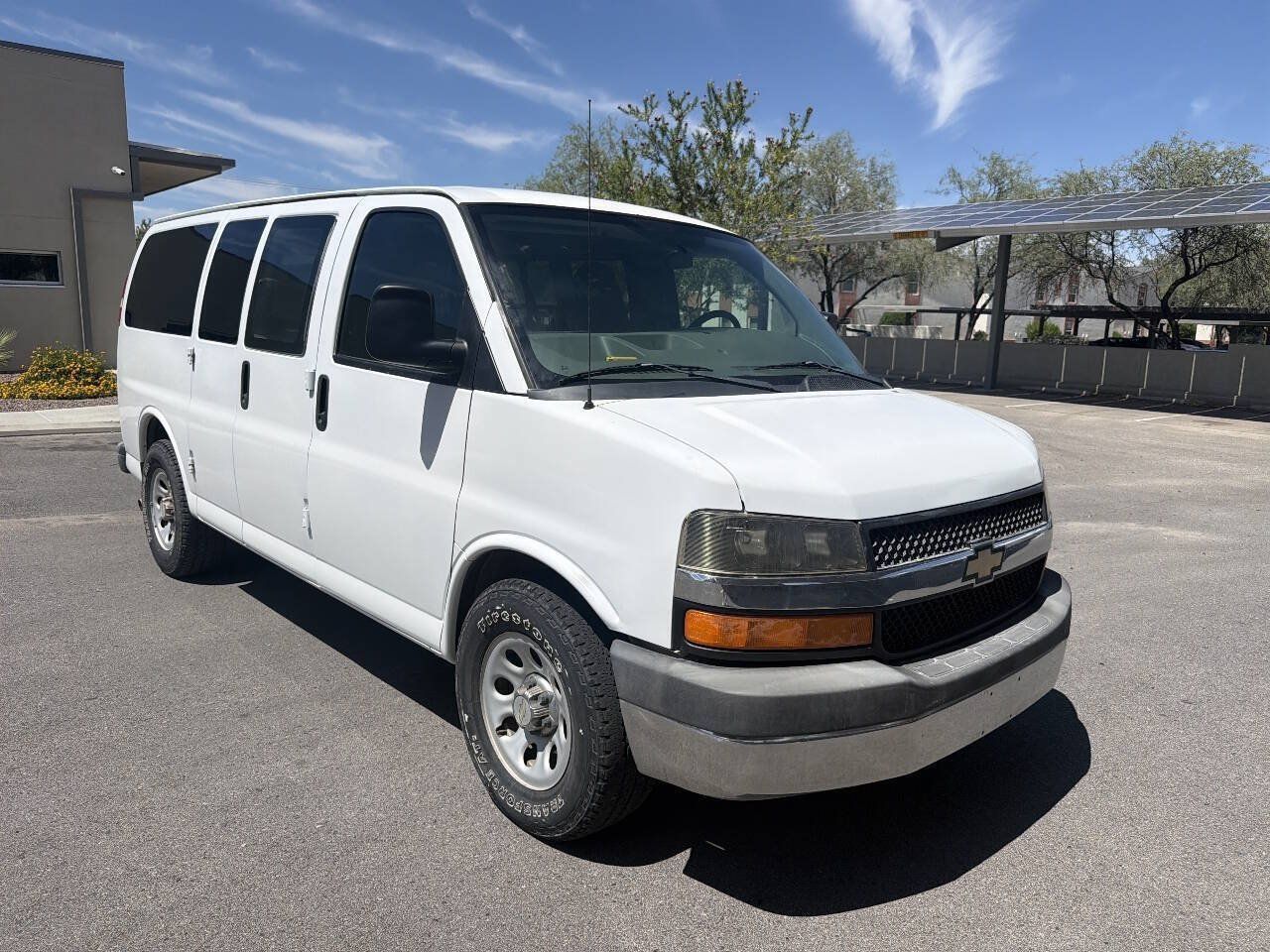 Used 2011 Chevrolet Express 1500 LT w/ LT Preferred Equipment Group RWD image 7