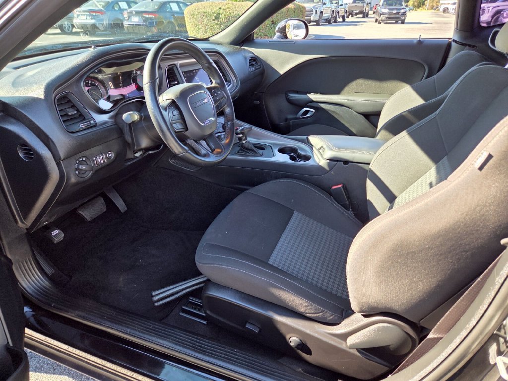 Used 2023 Dodge Challenger R/T w/ Blacktop Package RWD image 5