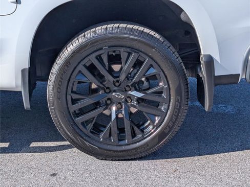 Certified 2020 Chevrolet Silverado 1500 RST w/ Rally Edition image 10