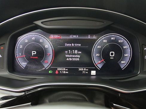 Used 2020 Audi Q8 Premium Plus AWD/4WD image 43