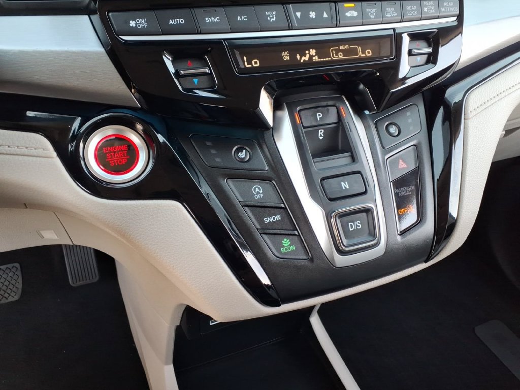 Used 2025 Honda Odyssey Touring image 30