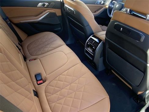 Certified 2024 BMW X5 xDrive40i w/ Premium Package image 16