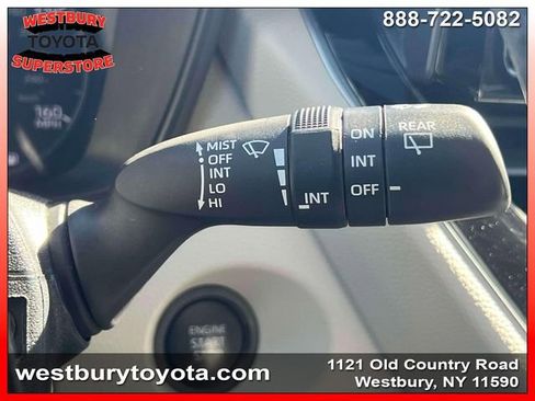 Used 2024 Toyota Corolla Cross LE w/ Moonroof Package image 24