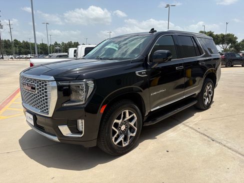 Used 2023 GMC Yukon Denali AWD/4WD image 4