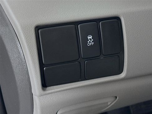 Used 2015 Honda Odyssey LX image 10