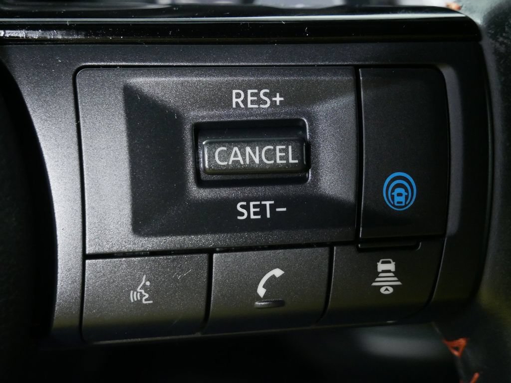 Used 2023 Nissan Pathfinder Rock Creek AWD/4WD image 25