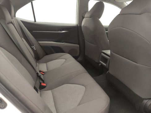 Used 2023 Toyota Camry LE image 19