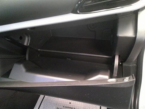 Used 2018 Chevrolet Volt LT w/ LT Driver Confidence Package image 25