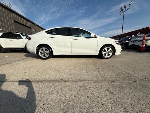 Used 2016 Dodge Dart SXT image 15
