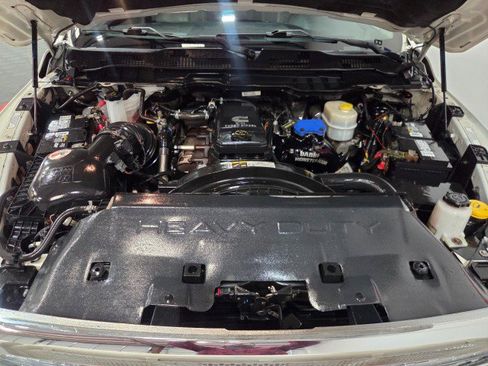 Used 2017 RAM 3500 Laramie image 96