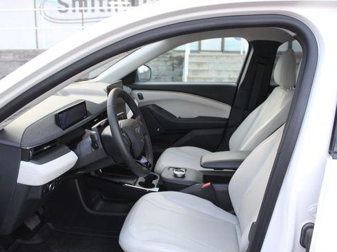 Used 2023 Ford Mustang Mach-E Premium image 22