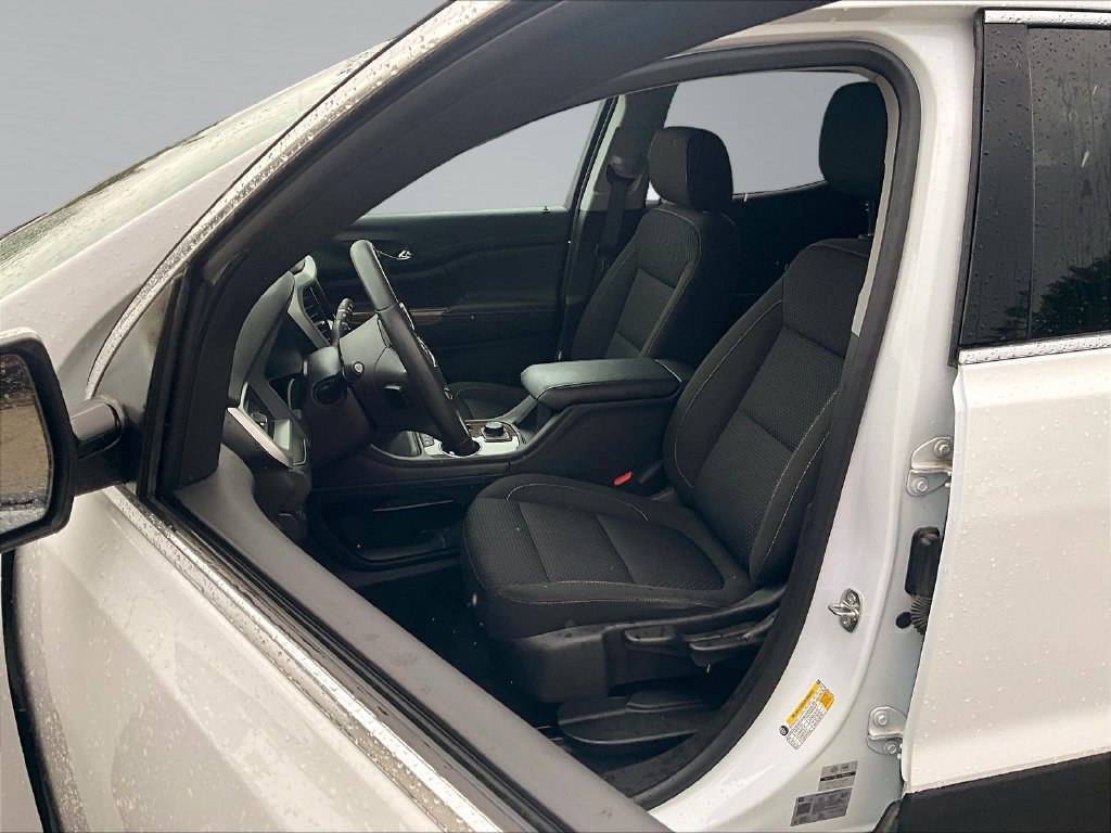 Used 2023 GMC Acadia SLE FWD image 26
