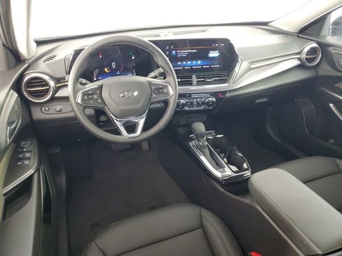 Used 2026 Chevrolet Trax ACTIV image 15