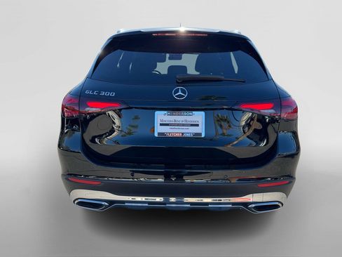 Certified 2025 Mercedes-Benz GLC 300 image 4
