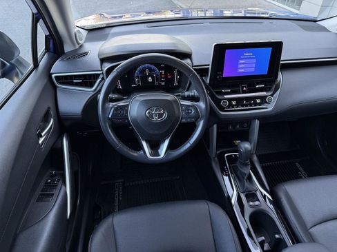 Certified 2023 Toyota Corolla Cross XLE w/ Convenience Package image 16