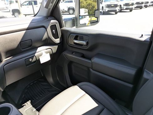 New 2025 Chevrolet Silverado 2500 W/T w/ WT Convenience Package image 17