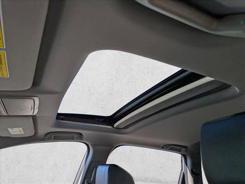 Used 2020 Honda CR-V Touring image 16