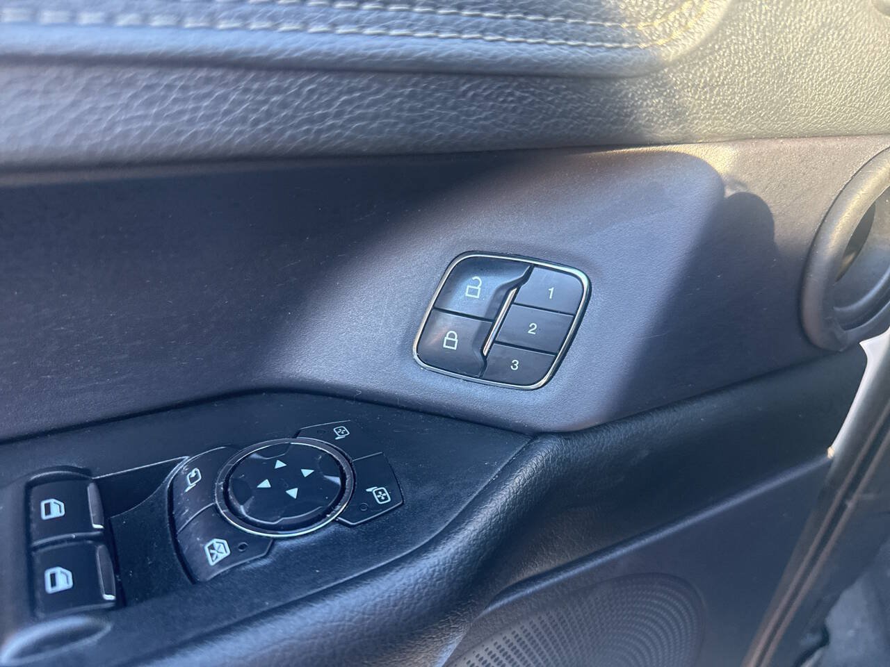 Used 2019 Ford Expedition Max Limited w/ Special Edition Package AWD/4WD image 20